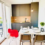 Anapartments2 公寓 普利莫顿