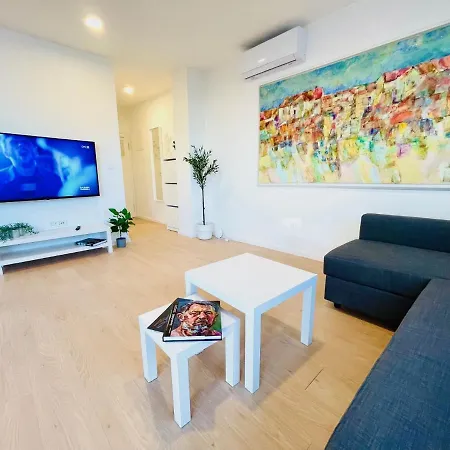 Anapartments2 * Primošten